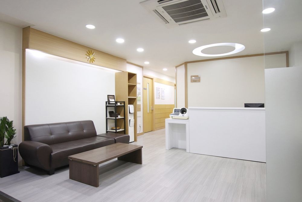 가양역야간진료한의원, 밤에 더 심해지는 목·어깨 통증이 교통사고 어혈 신호일 때