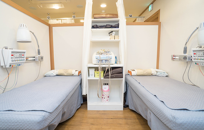 모란시장한의원, 휴일·야간 사고 후 목·허리·무릎 부위별 한방 치료 선택법